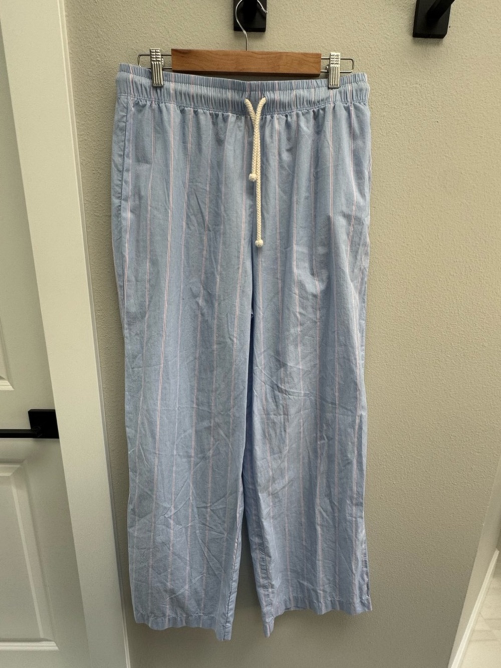 Donni Stripe Pop Pants in Tomato Pinstripe - Picture 3 of 6